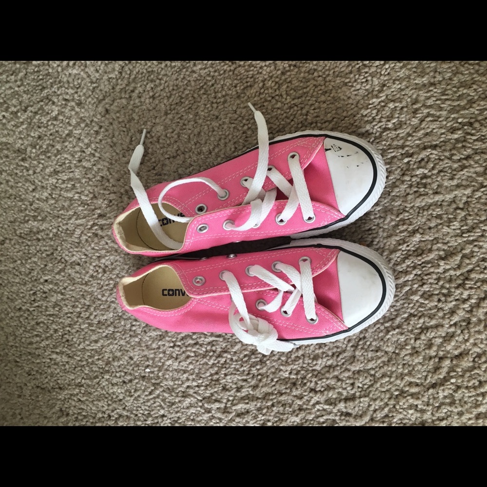 Pink girls converse size 13